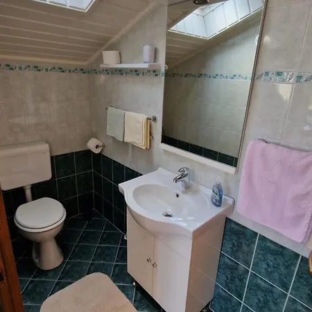 Apartment Haus Anica Rab Town
